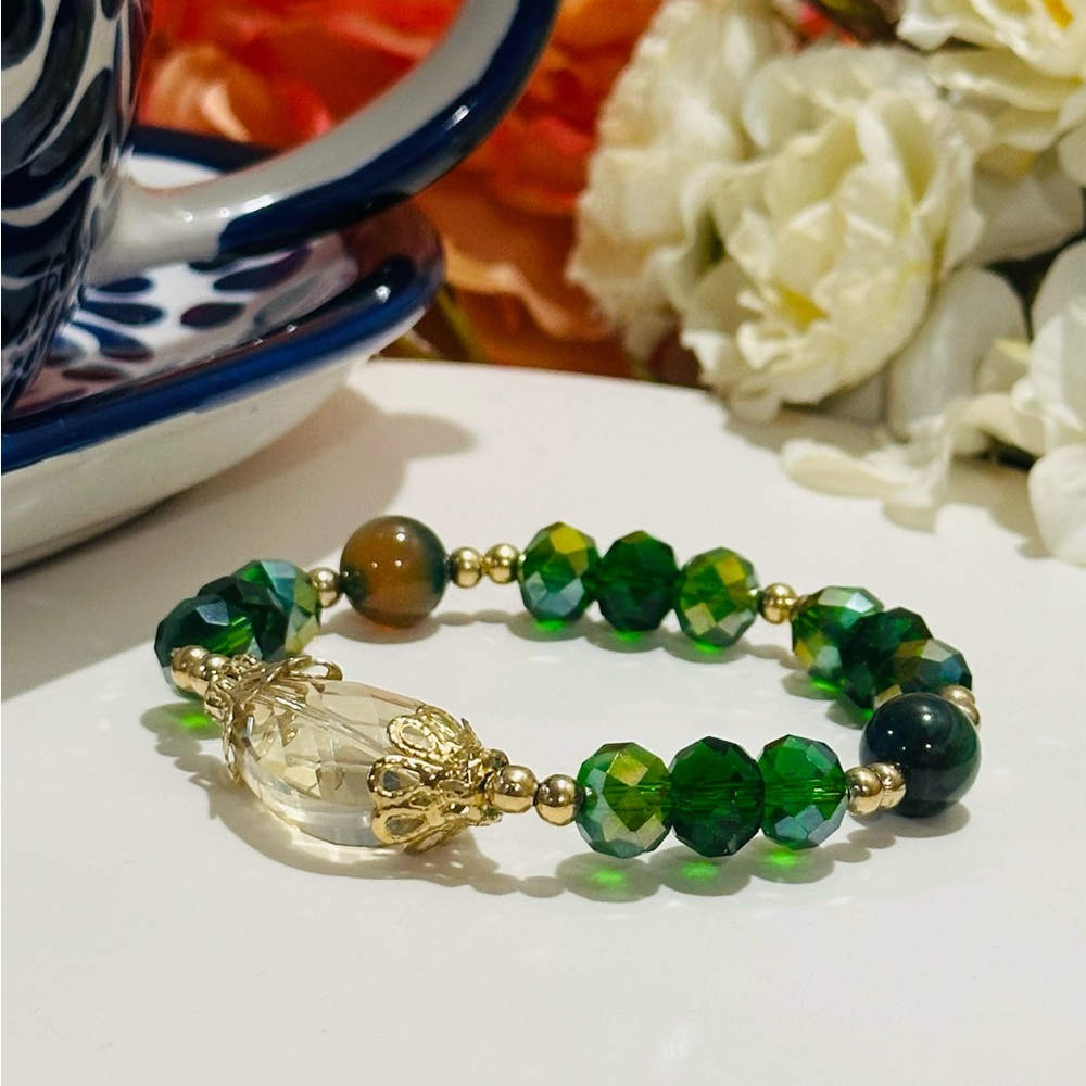 Emerald Green and Gold Faceted Crystal Bracelet